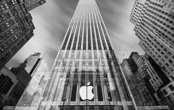 Photograph Jose Beut The Apple 2 on One Eyeland